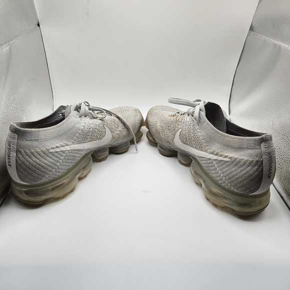 Nike Air Vapormax Flyknit Pure Platinum Running Shoes Men's Size 9.5 BEATERS!!! - Picture 4 of 7